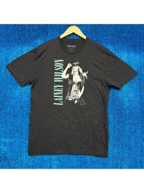 Lainey Wilson Country Brown T-Shirt Size Medium